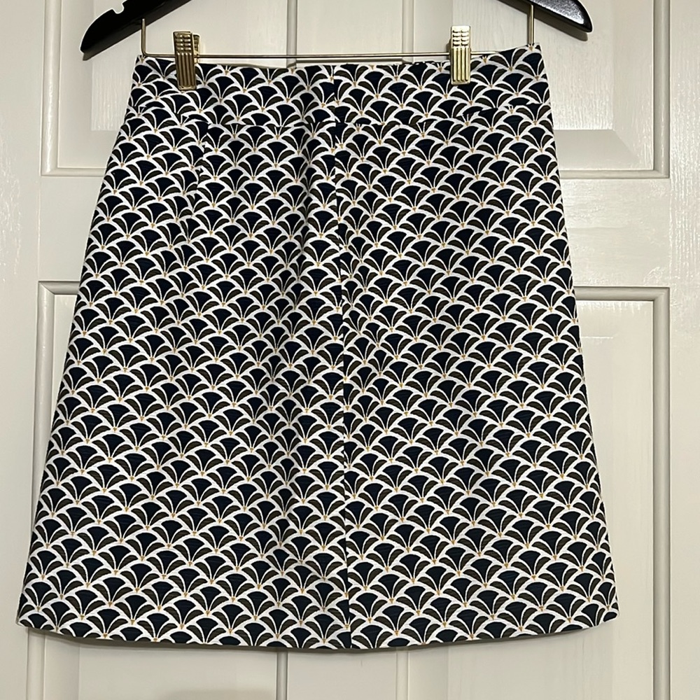 Business skirt - Ann Taylor - size 0 - worn twice